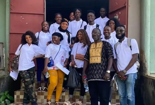 From multiple setbacks to comeback: How persistence pay off for new communication and media studies students at the University of Liberia