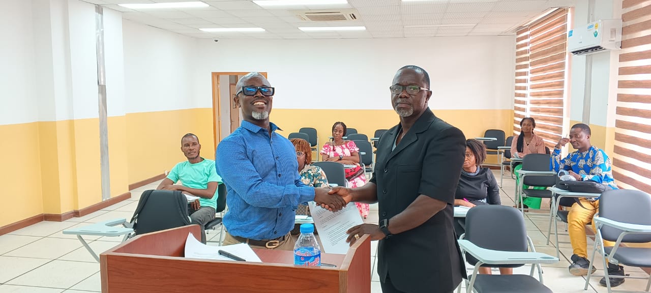 UL Department of Communication and Local Voices Liberia sign fact checking MoU